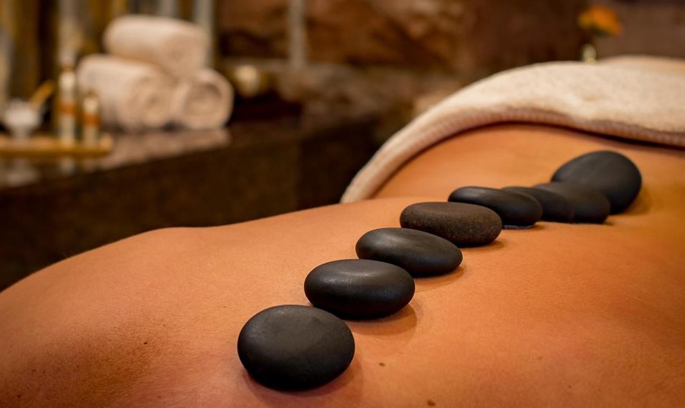 You are currently viewing Cupping vs Massage : Unveiling the Best Tension Relief