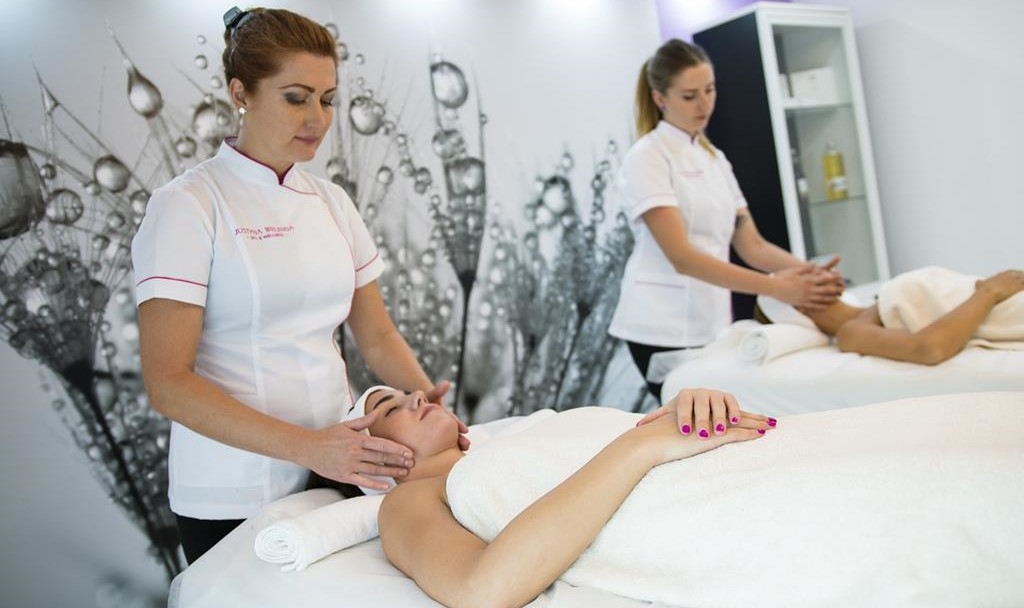 Read more about the article Why Is Massage So Addictive : Unlocking the Power of Relaxation