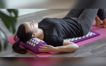 Are Acupressure Mats Suitable for Seniors