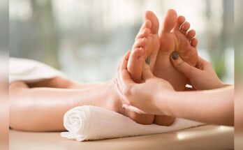 How Long Should a Reflexology Session Last