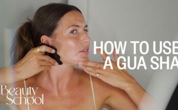 How to Use a Gua Sha Tool Correctly